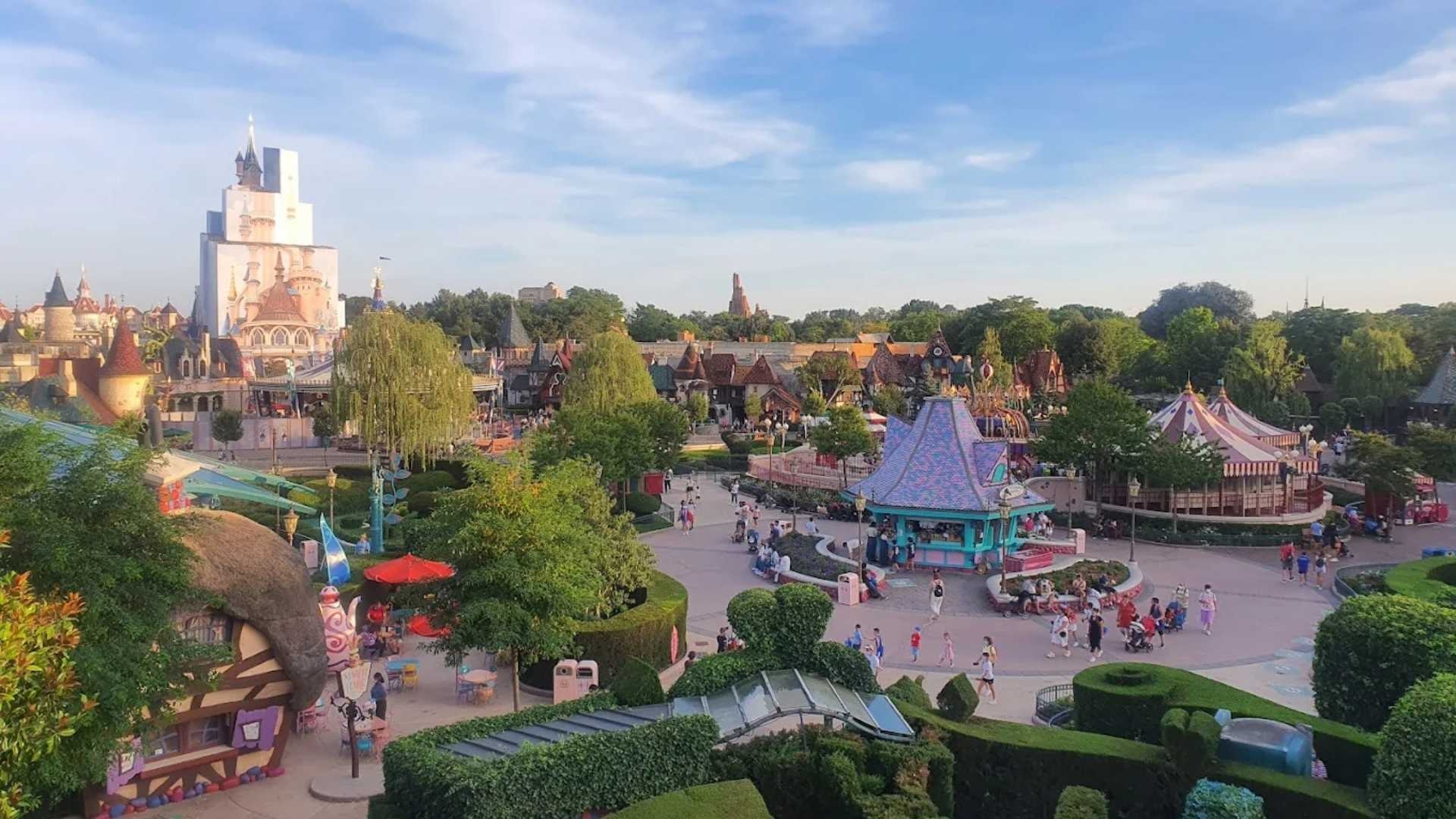 Görmeniz Gereken En Büyüleyici 5 Disney Parkı