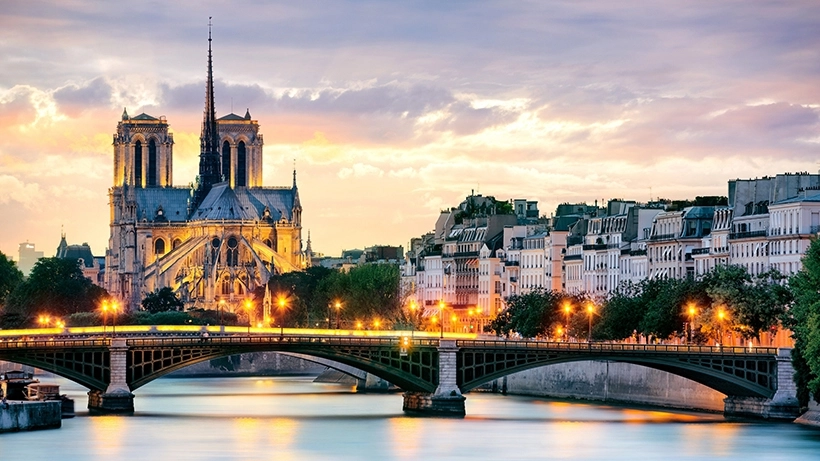 Notre Dame Katedrali Hakkında Bilmeniz Gereken Her Şey Notre Dame Katedrali Hakkında Bilmeniz Gereken Her Şey