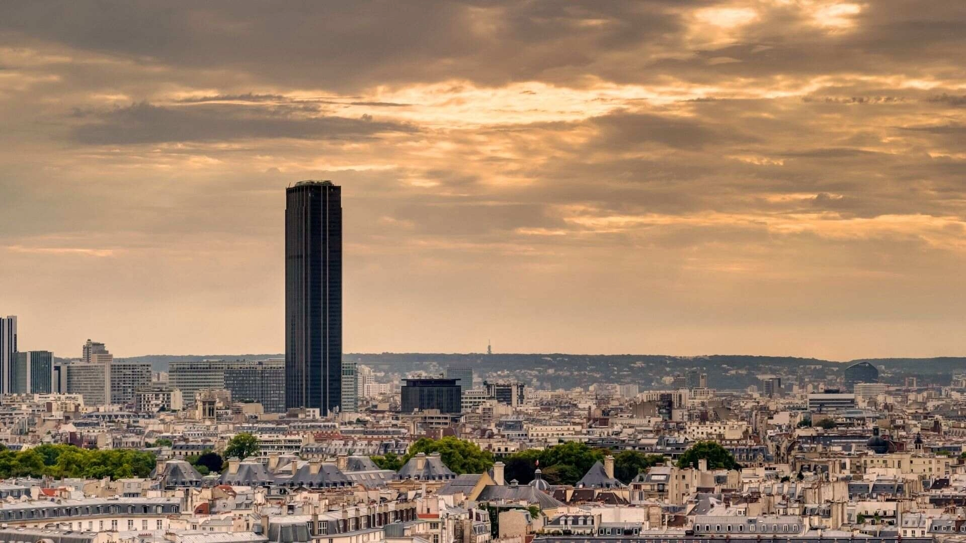 Tour Montparnasse Nedir?
